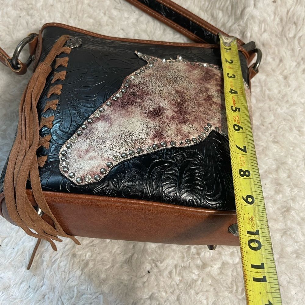 Montana West Black and Brown Horse Accent Shoulder Bag - Picture 7 of 14